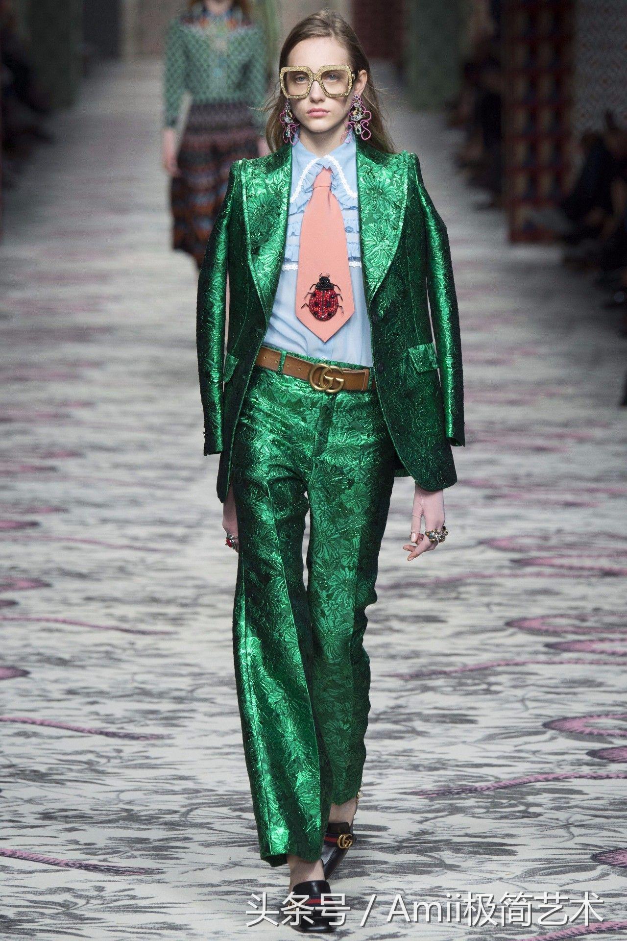 撞衫不可怕就怕撞得太尴尬,没有对比就没有伤害差点笑喷了