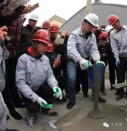 砼的泵送过程清晰,混凝土怎么泵送那么高