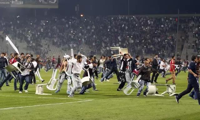 有胜利就有争斗，一起感受球场“火爆”瞬间！