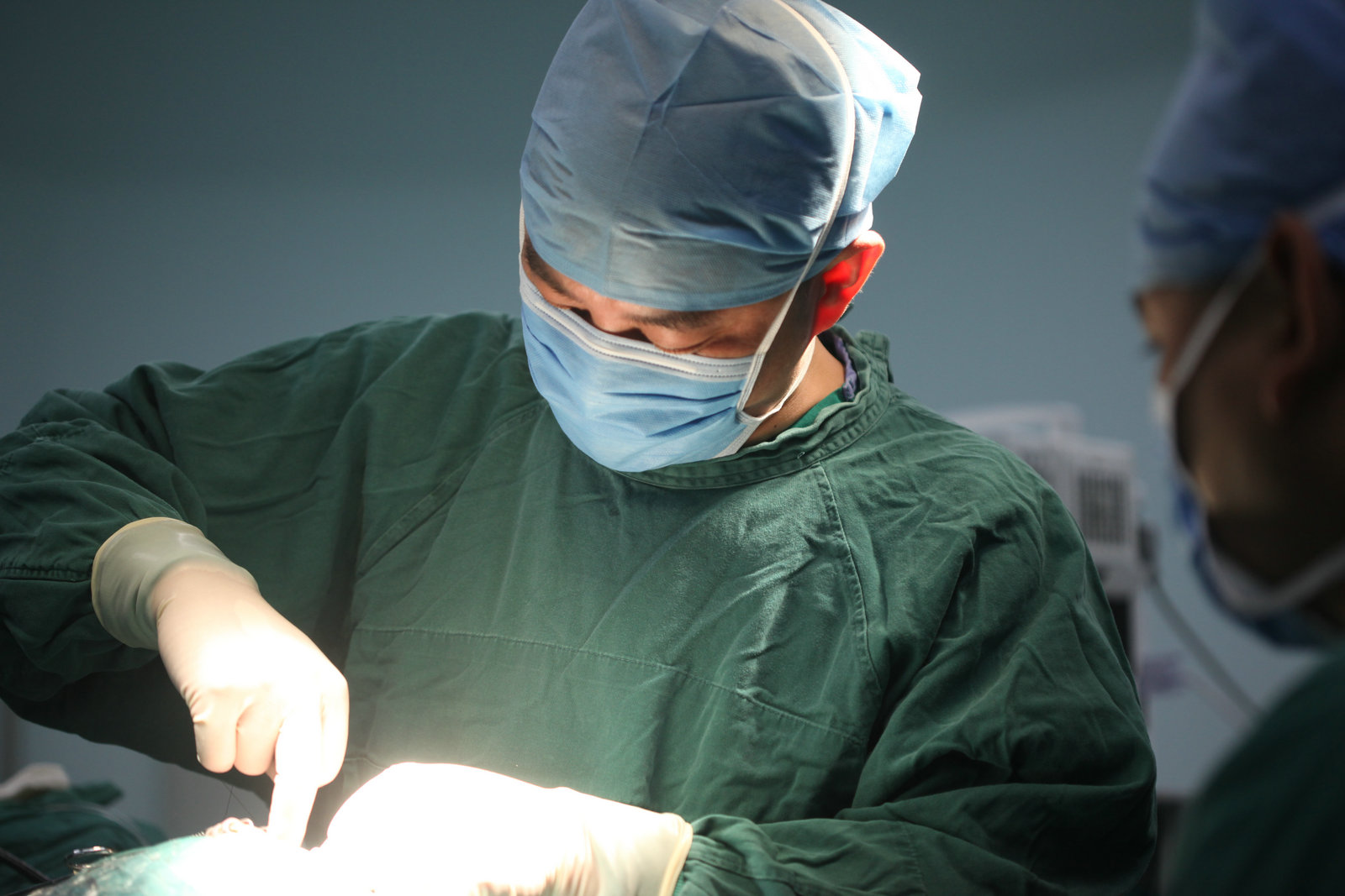 神经外科纪实视频,显微神经外科手术费用