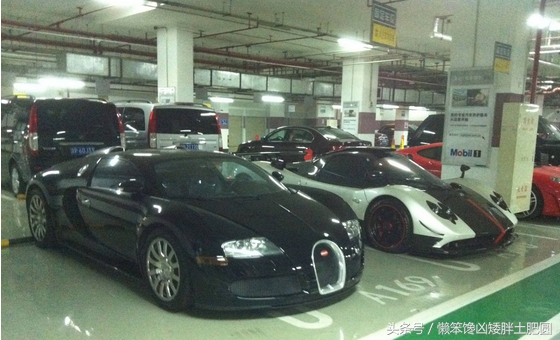 逛街看到跑车,逛街看到辆造型炫酷的车