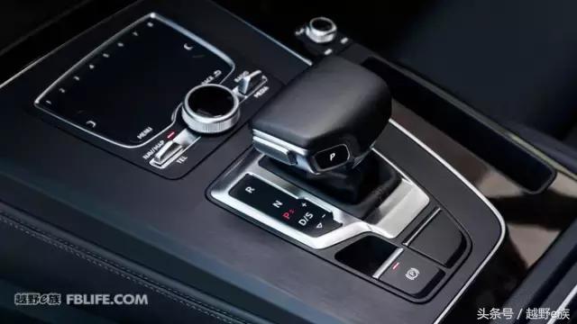 国外奥迪q5试驾,奥迪q5lrs套件燃速版试驾