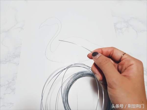 酒吧霓虹灯带效果,酒吧个性灯饰创意灯具