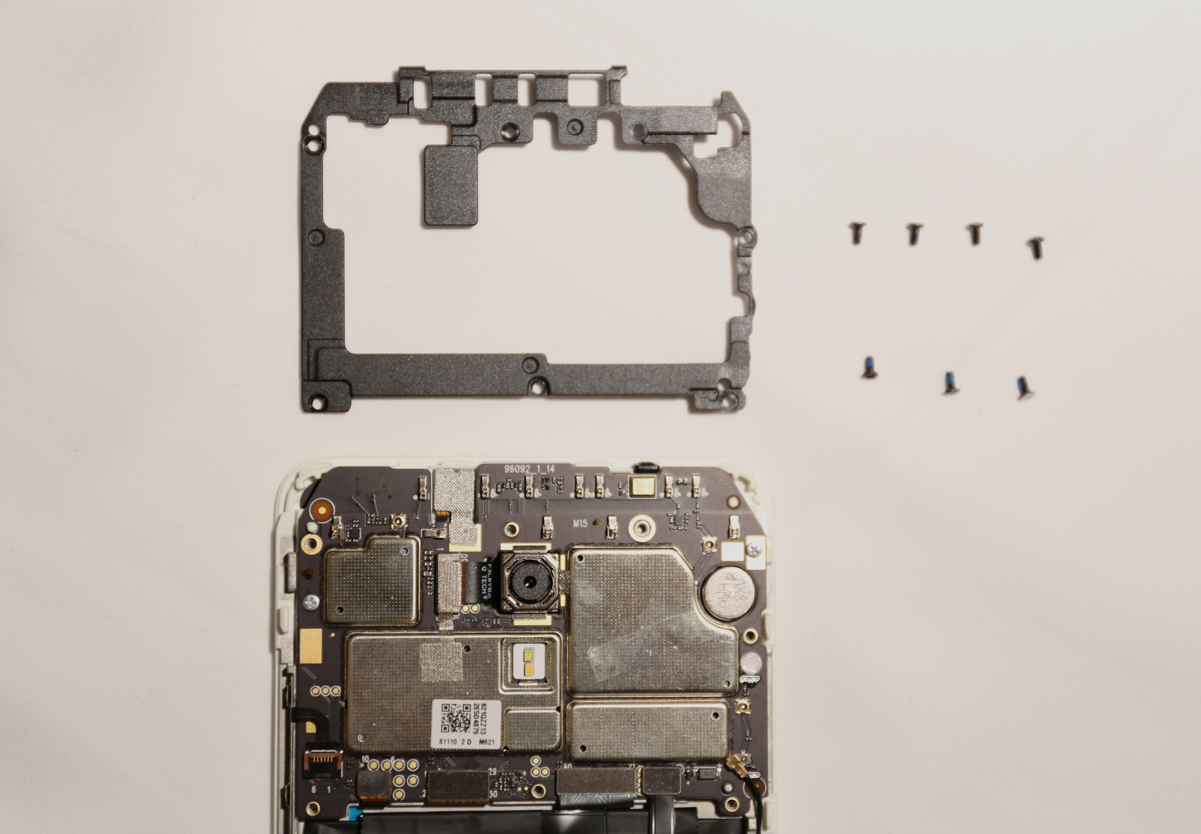 魅蓝note5拆后盖图解,魅蓝note5拆解视频教程