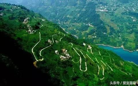 五峰美食,五峰有哪些著名的特产美食店铺