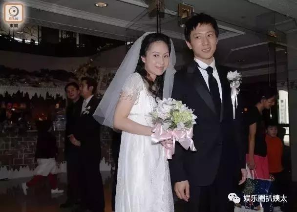 陈小春5“老婆”重聚，《鹿鼎記》播出18年，演员们怎么样了！