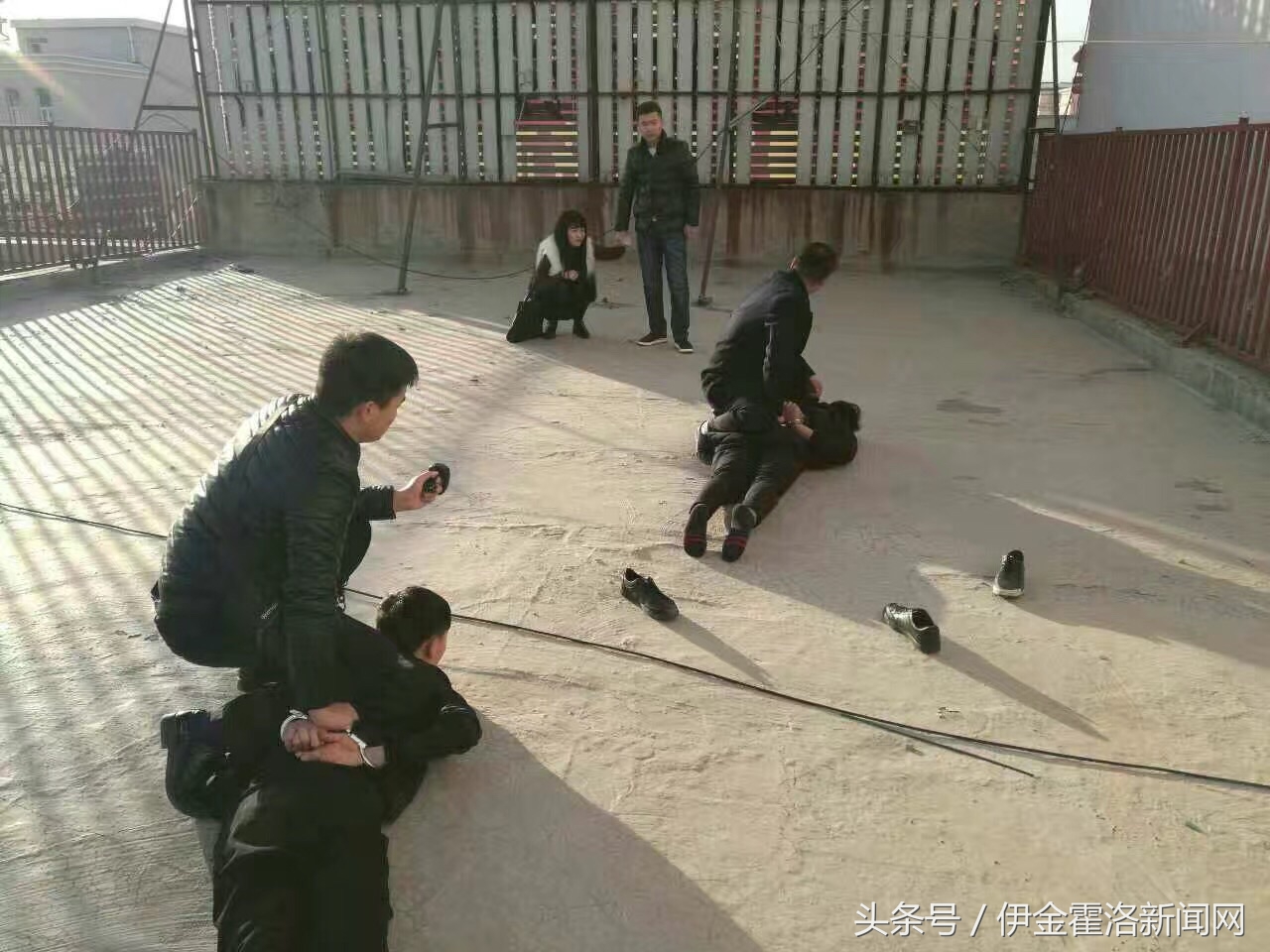 一场映客引发的血案伊旗“12.08”专案组民警凯旋(组图)