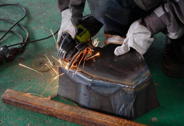 18款比亚迪秦80改装案例,比亚迪宋改装越野套件