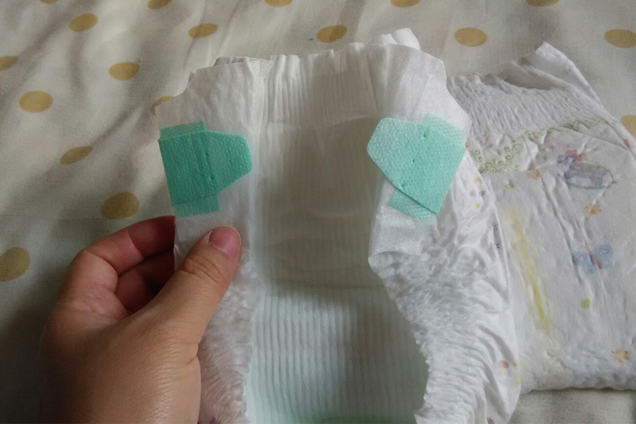 月子里宝宝红屁股怎么处理,月子宝宝红屁股厉害怎么快速解决