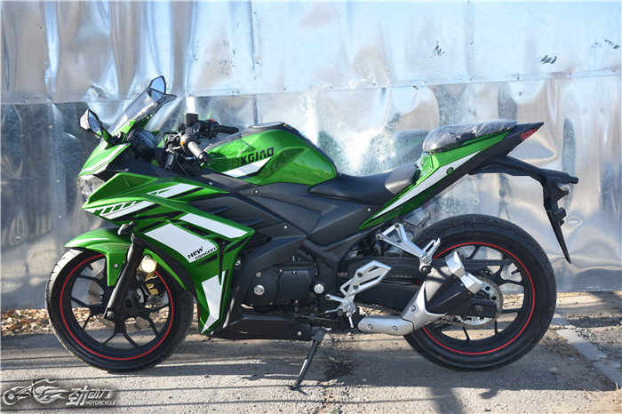 新款rz35跑车,新感觉ix35像什么车