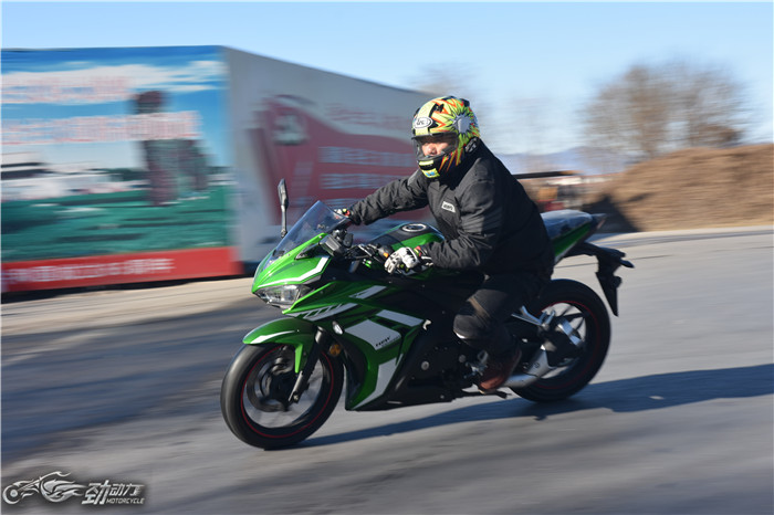 新款rz35跑车,新感觉ix35像什么车