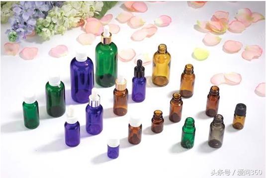 真正薰衣草精油的功效与用法,纯天然薰衣草精油的功效与用法