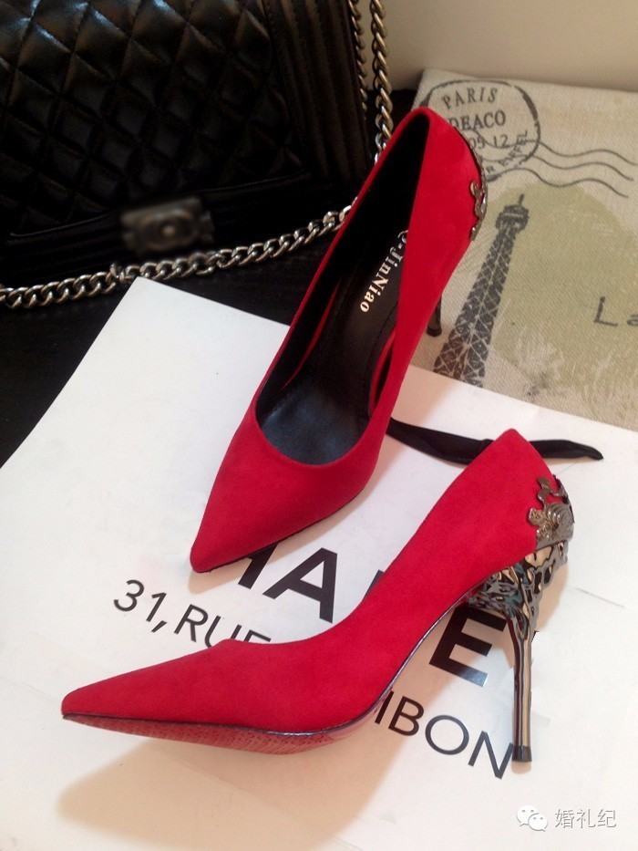 中式婚礼婚鞋应该穿哪样,哪种婚鞋配秀禾服好看