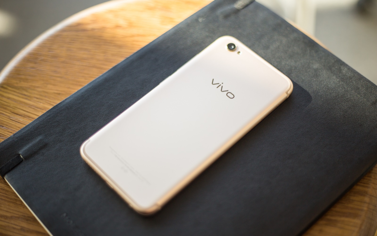 柔光双摄妹子的最爱，vivoX9自拍体验