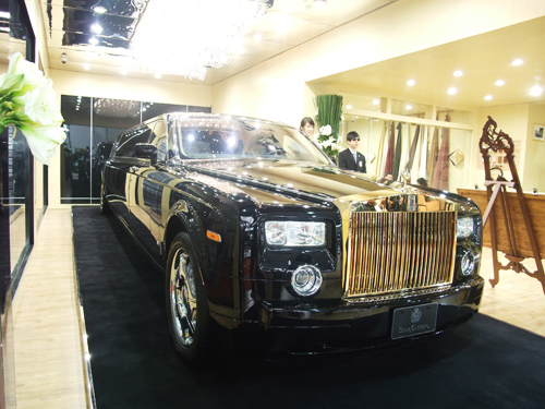 价值五亿的黄金跑车,60亿的黄金跑车