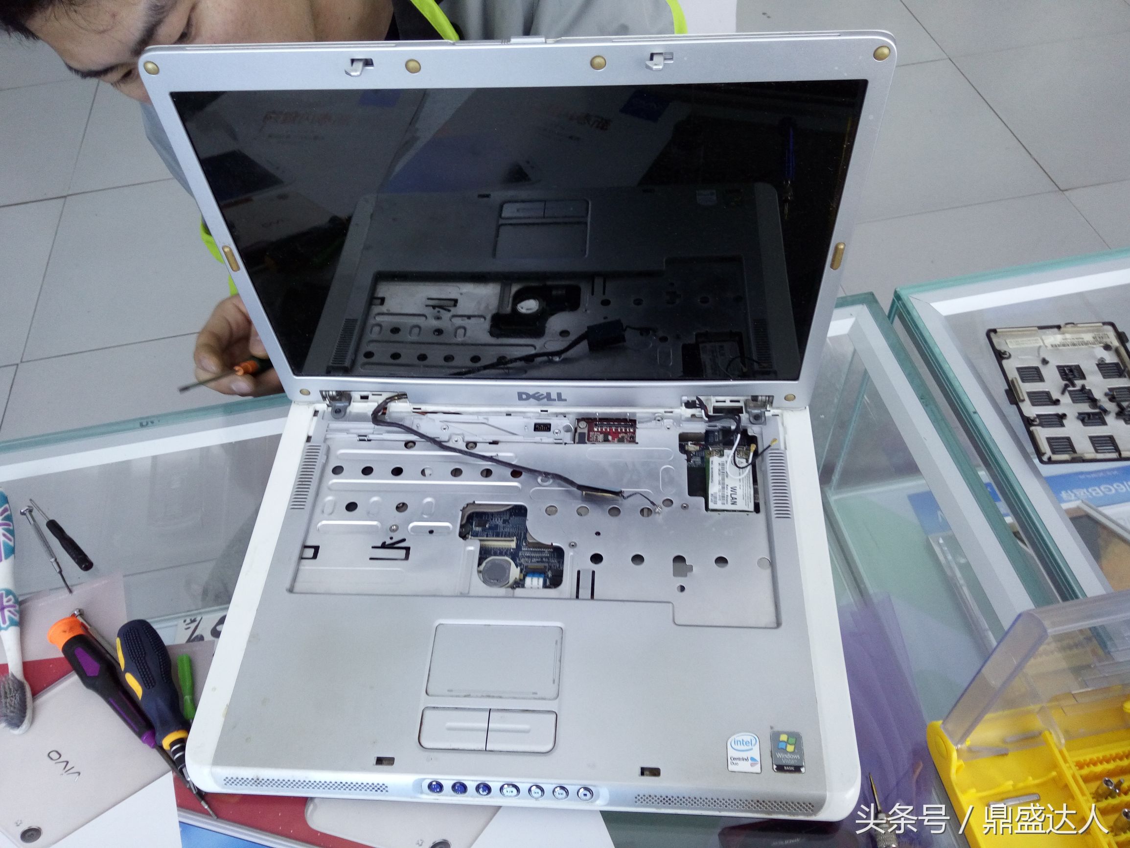 拆装一台旧电脑,戴尔老电脑拆卸