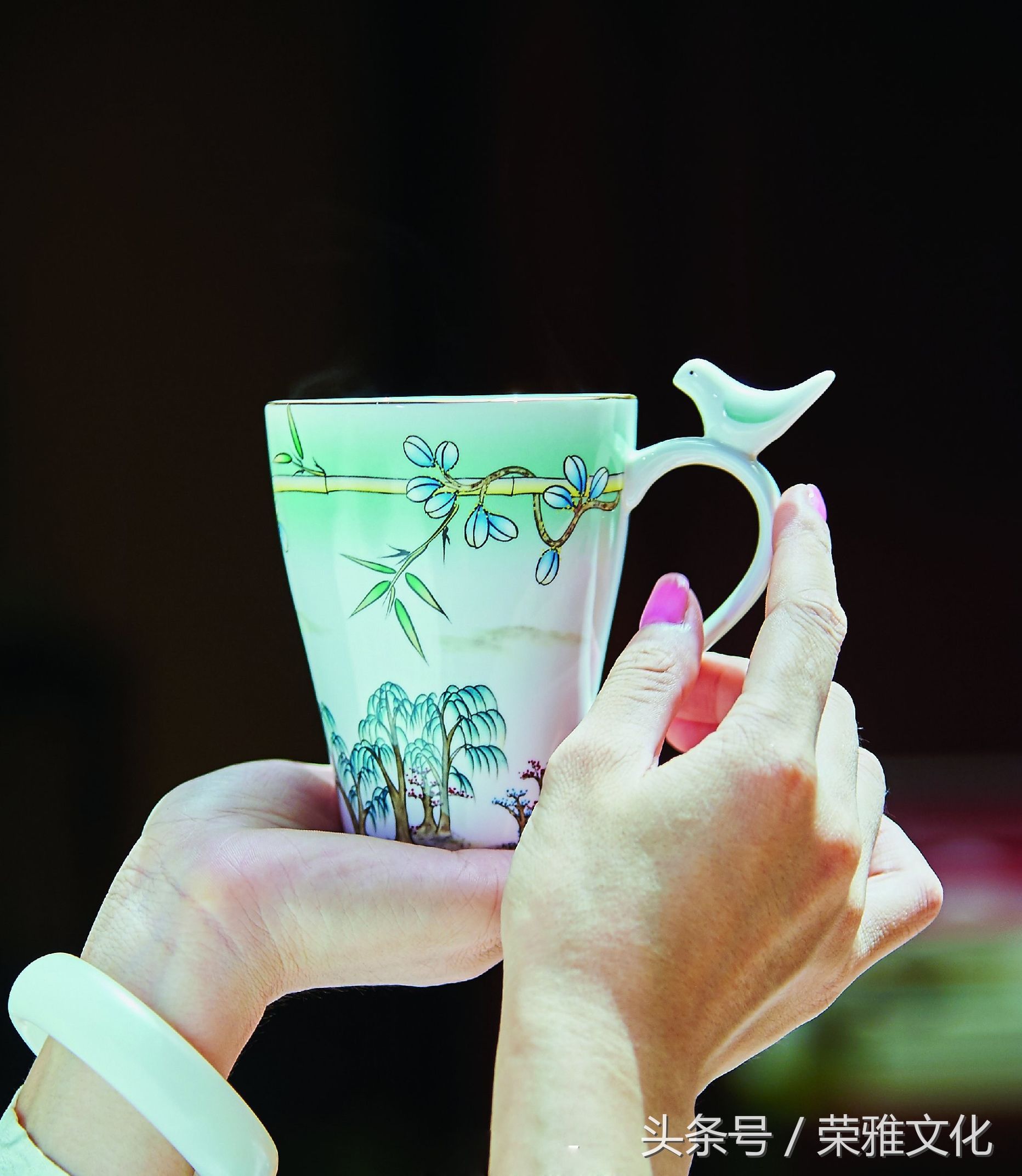 不要在拿超市5块钱一个的瓷器跟国外的高档瓷器比了……