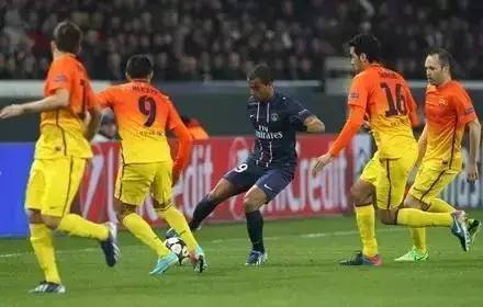 周一足球赛事解析汇总,周一足球精选集锦