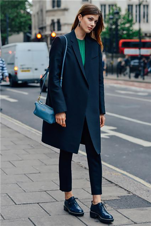 海军蓝上身超级显白,海军蓝深邃蓝