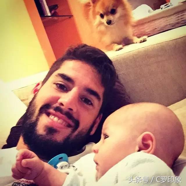 萌出一脸血的小孩,萌出一脸血萌娃