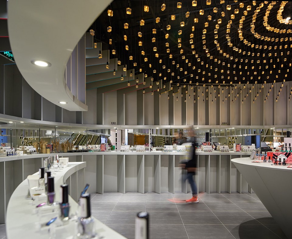 k11购物广场设计,上海k11二层焕新开业