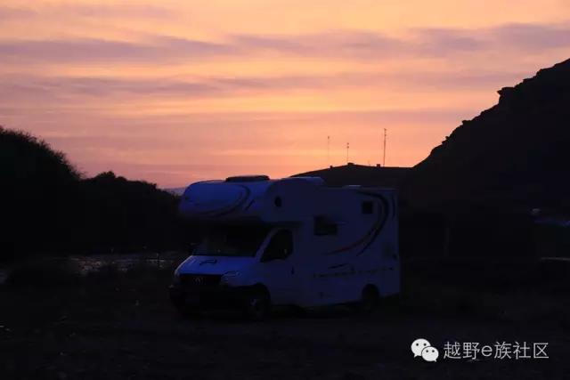 开着房车旅行说走就走,说走就走出去玩视频