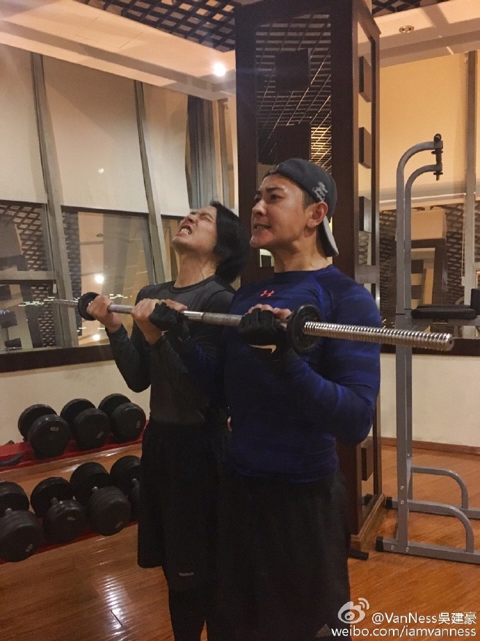 罗晋提到唐嫣苗圃,罗晋哄唐嫣开心