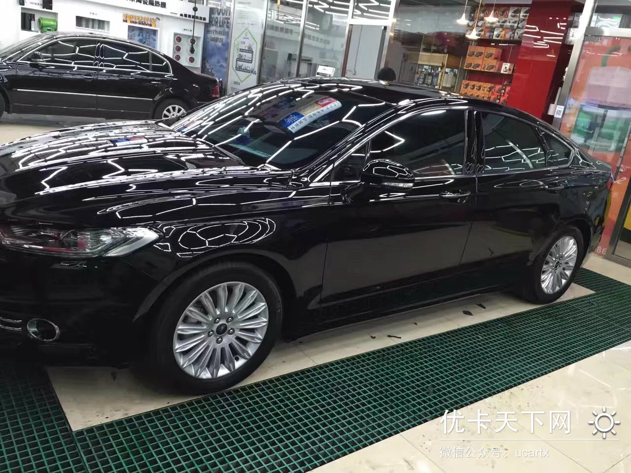 新蒙迪欧漆面,蒙迪欧坦桑石蓝镀晶