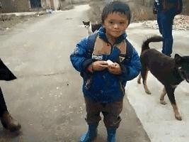 我的头盔百分百回头率!哥就这么自信!