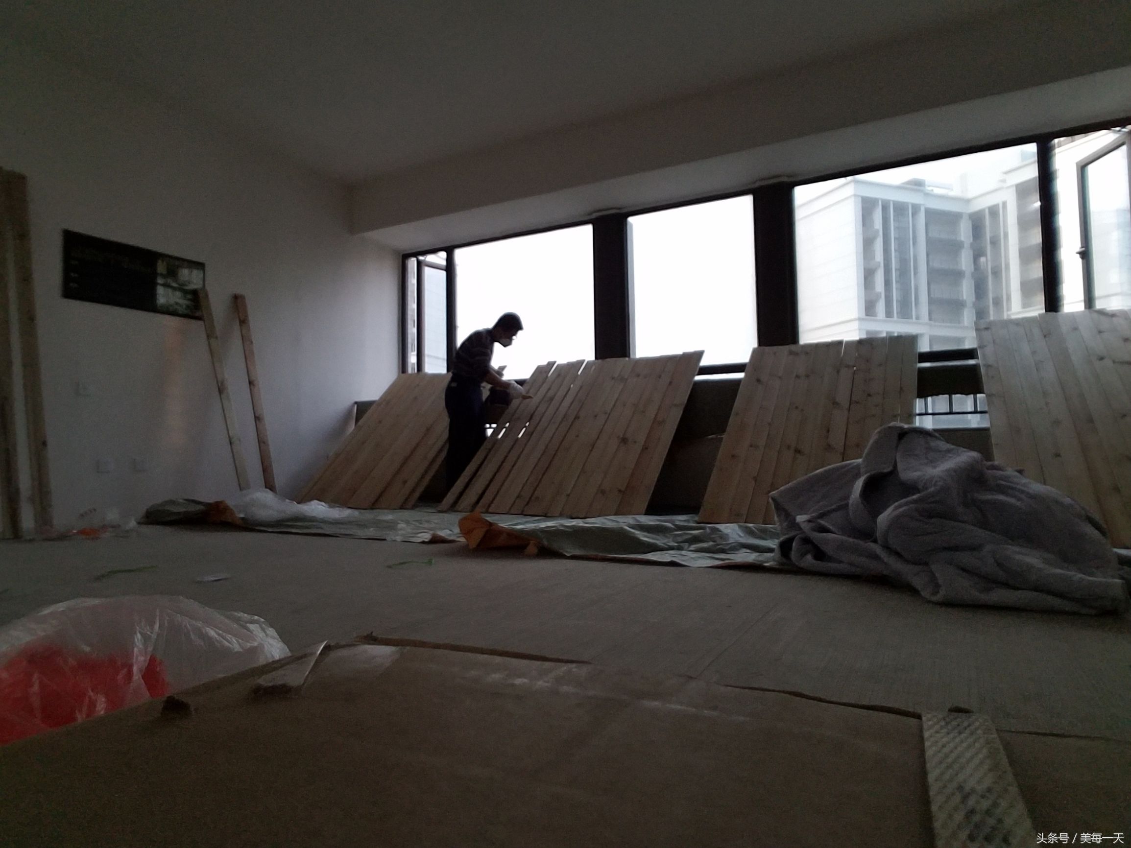 隔墙桑拿板安装,成都桑拿板安装人工费