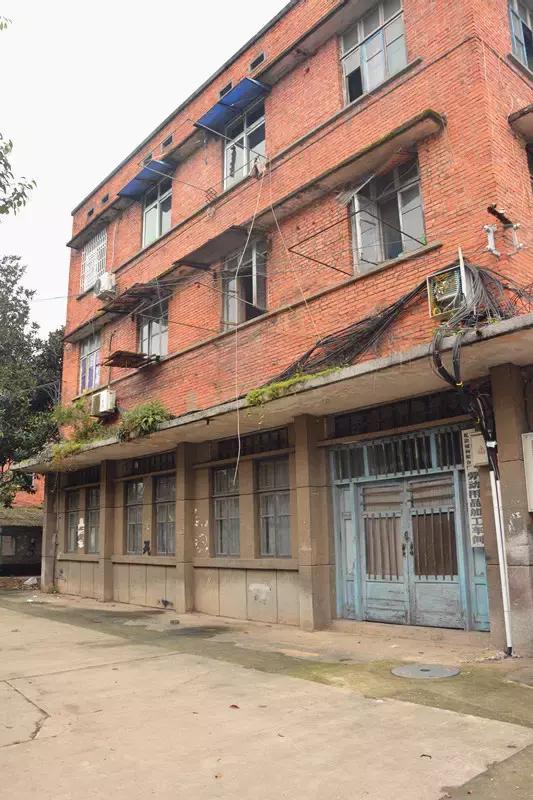 Hello！眉山车辆厂！只有东北人能看懂！