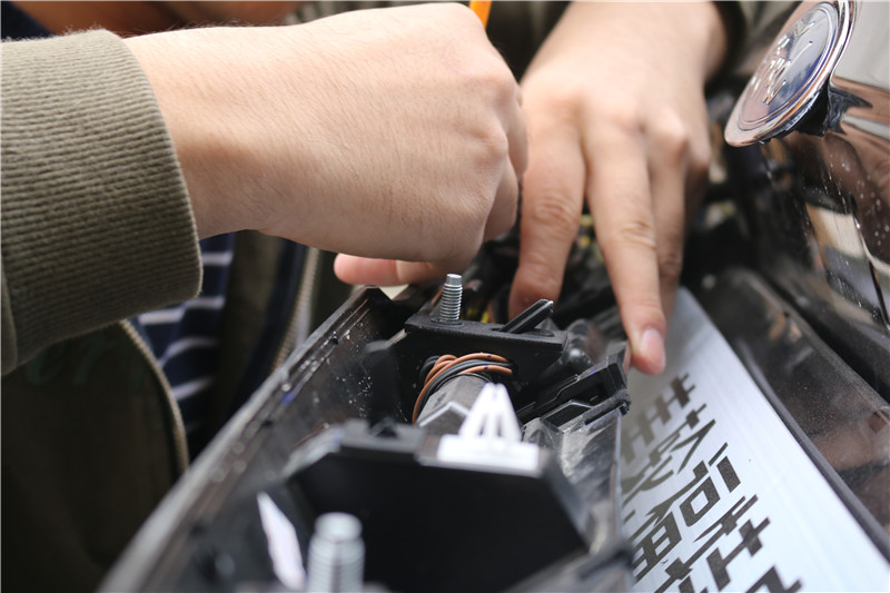 新蒙迪欧竖屏安装视频,新蒙迪欧大屏智能