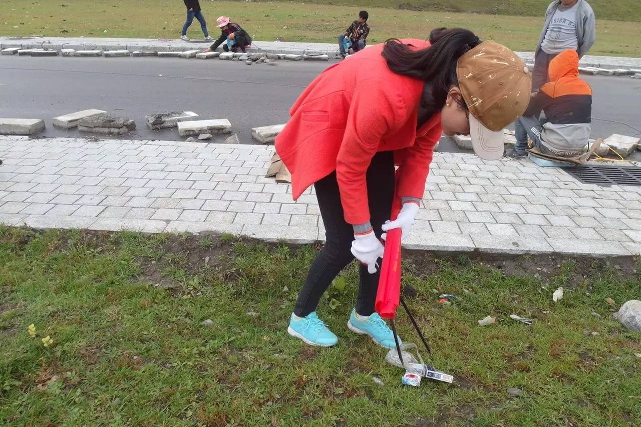 慈善先行鲁朗在行动