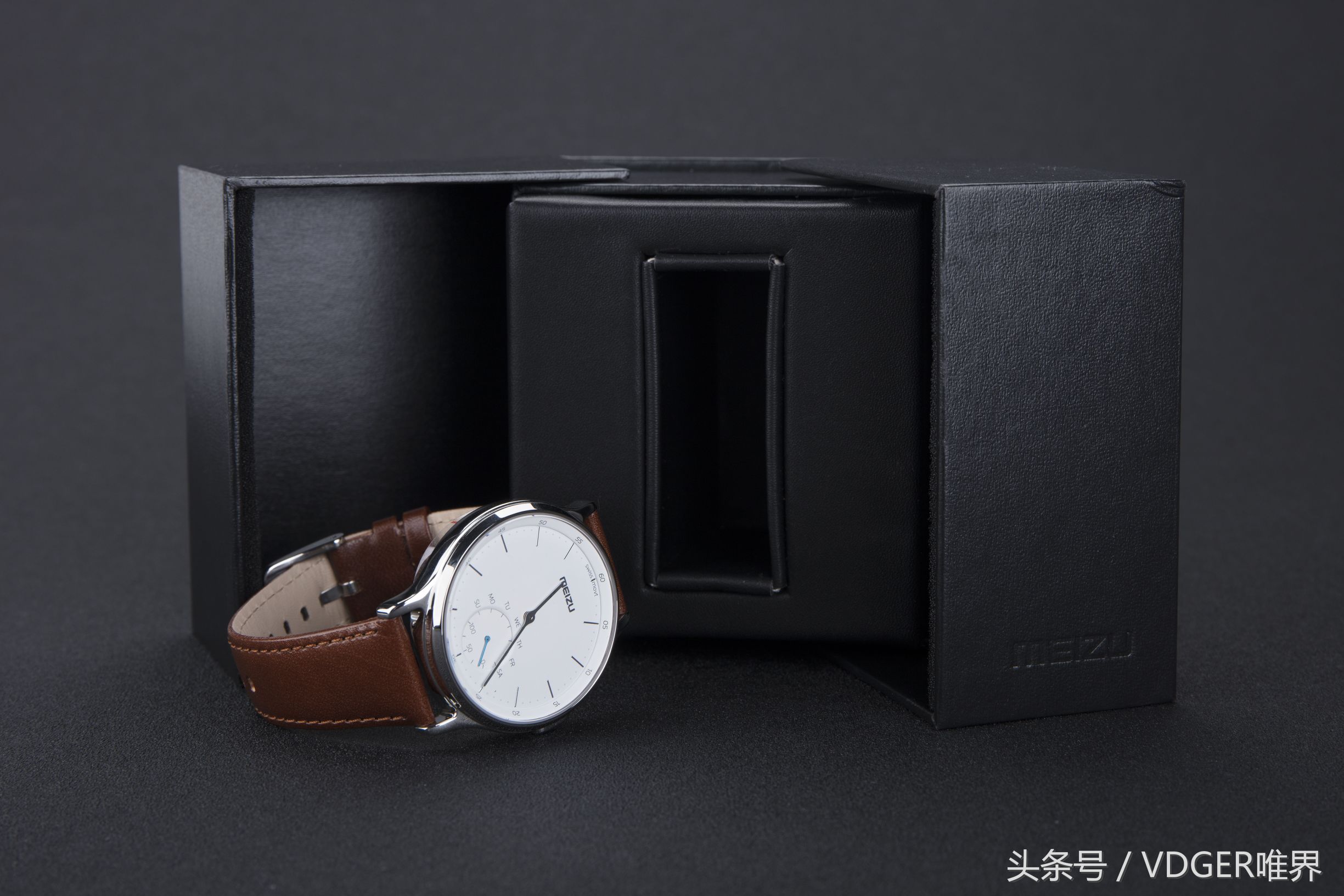 手表也能玩小游戏吗,魅族mix轻智能手表