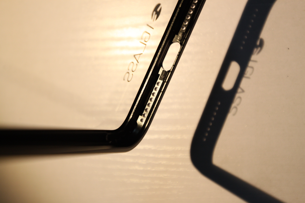 不敢说这是最好的手机保护壳，但iGlass确实做到位了！