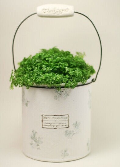 用完的奶粉罐可以做成小凳子,宝宝的奶粉罐用完了要怎么做手工