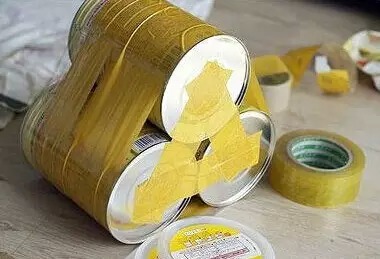 用完的奶粉罐可以做成小凳子,宝宝的奶粉罐用完了要怎么做手工