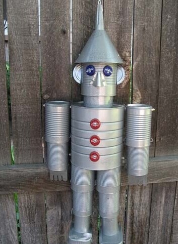 用完的奶粉罐可以做成小凳子,宝宝的奶粉罐用完了要怎么做手工