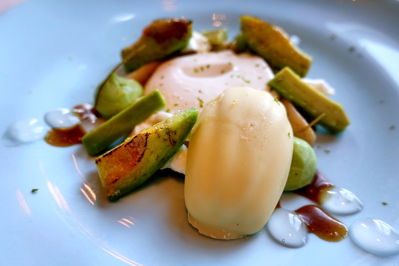 纯个人喜好酒店点评—北京国贸大酒店，睡在云上的日子