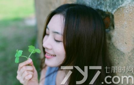 欧舒丹蜡菊眼霜,欧舒丹蜡菊赋颜御龄抗皱眼霜