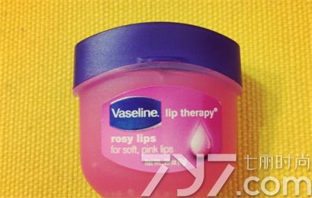 凡士林的作用与用途有哪些95%的人都不知道凡士林能多用