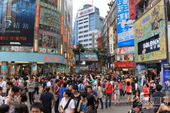 中国十条最富有的商业街看看你知道几个去过几个？