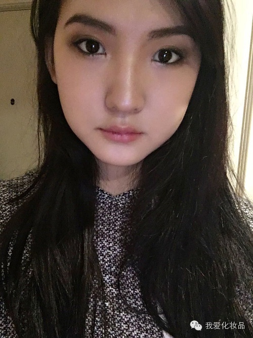 教你画最简单的妆,教大家画一枚超自然的烟熏妆