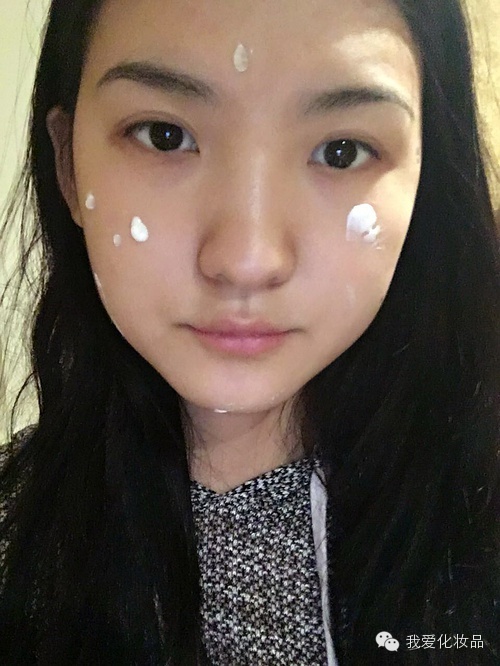 教你画最简单的妆,教大家画一枚超自然的烟熏妆