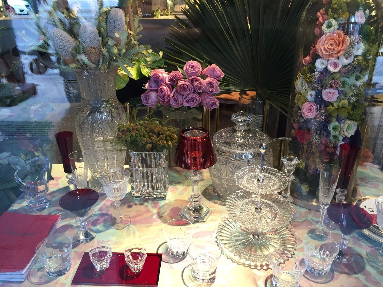 拔草！隐藏在新天地的防空洞酒吧、冠军面包舖、李宗盛阿信的咖啡厅！一天绝不够！