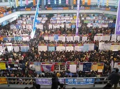 毕业等于失业？揭秘吉林大学生就业到底难在哪