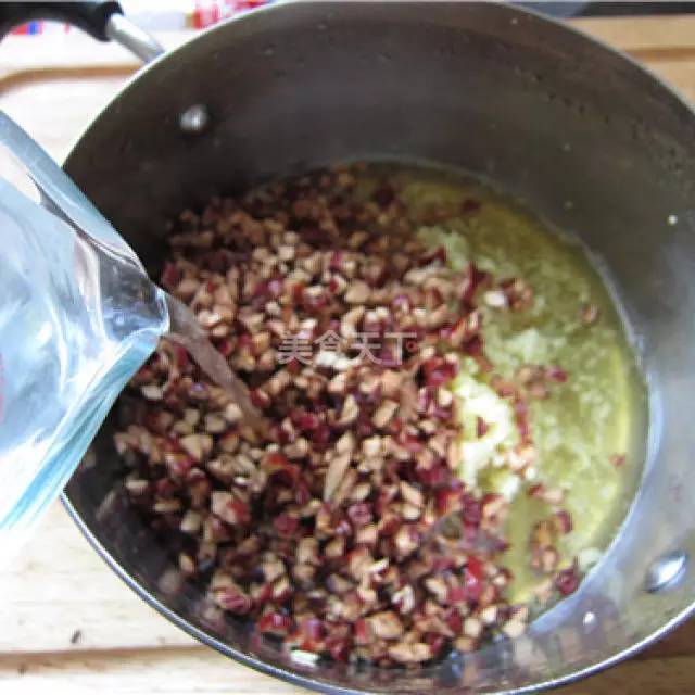 红枣怎么吃才能达到养生的效果,红枣生吃怎么吃最滋补