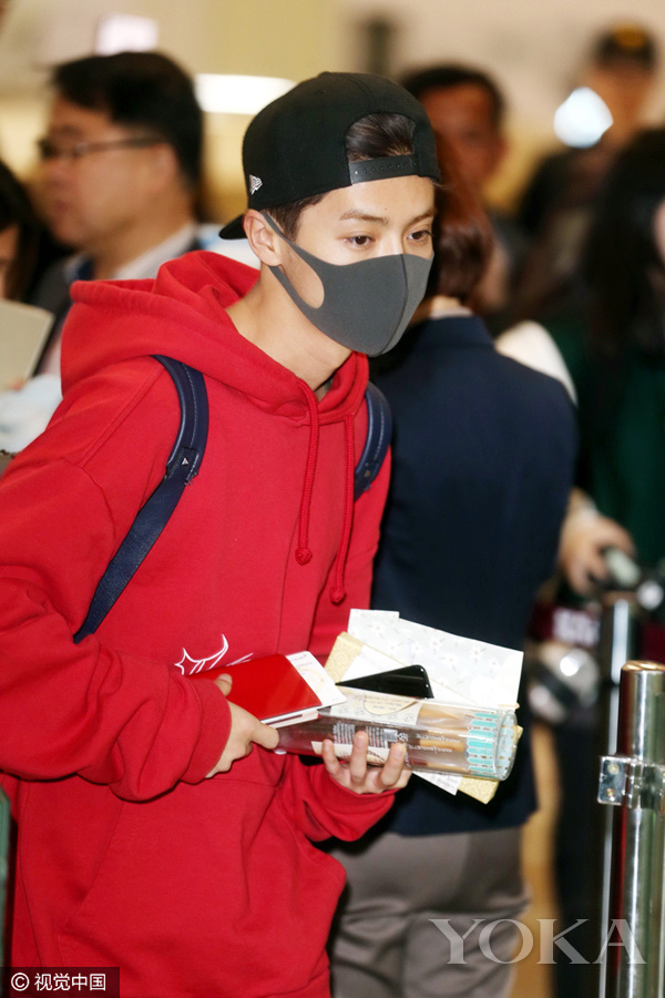 今天来盘点最值得入手的明星单品,明星撞衫时尚单品