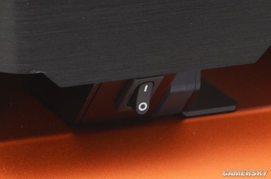 长翅膀的电脑见过吗?“天使之翼”小钢炮开箱鉴赏