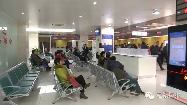 爽！当初买房花10万，现在值70万！安置房上市首日，他们的态度也是你的心声